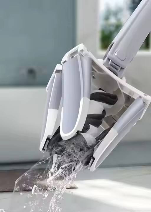 Self-Wringing X-Shape Flat Mop